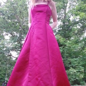 Scott McClintock Formal Dress